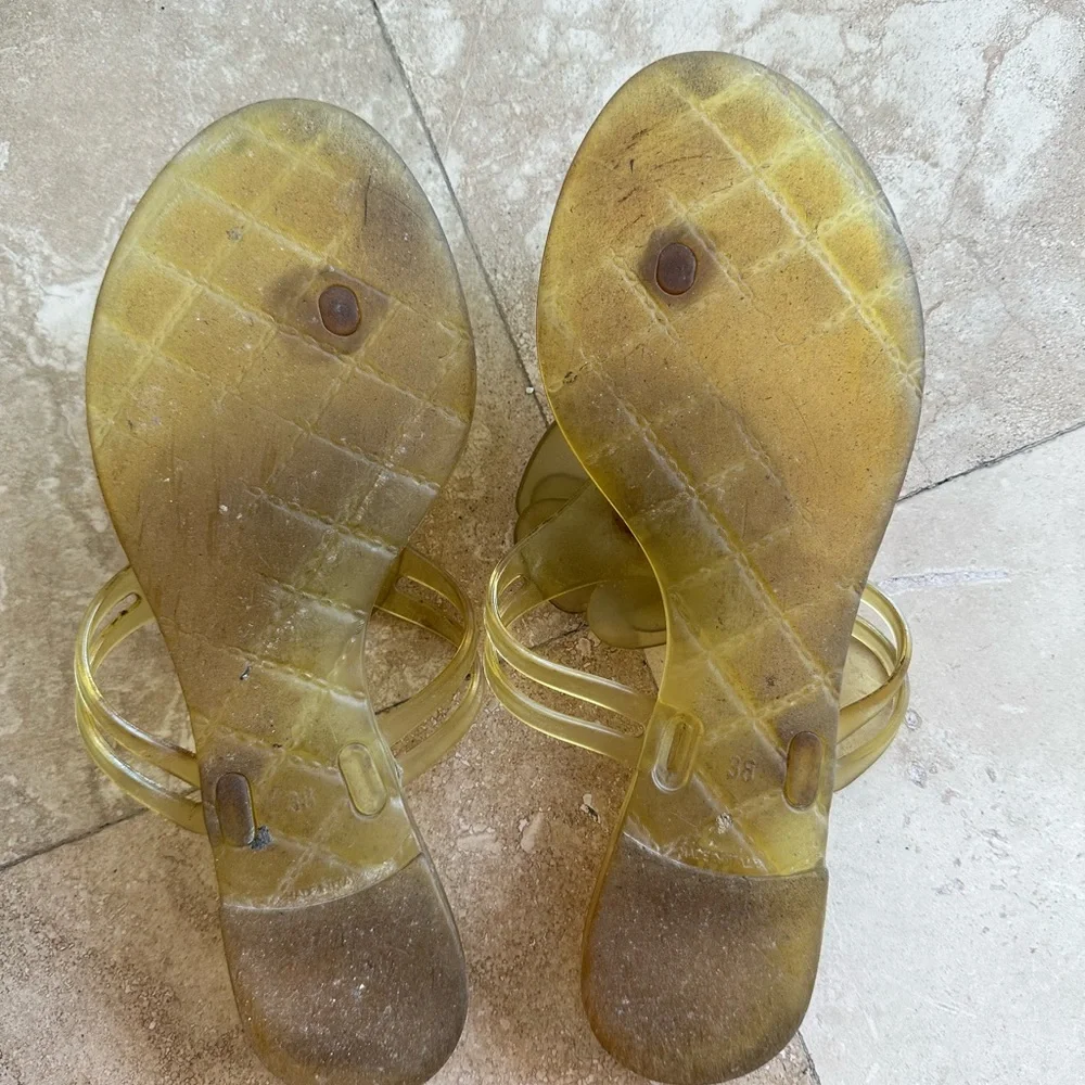 CHANEL Yellow Jelly Camellia Toe-Post Sandals